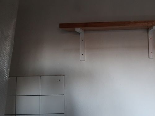 Nová polička tentokrát vedle kamen